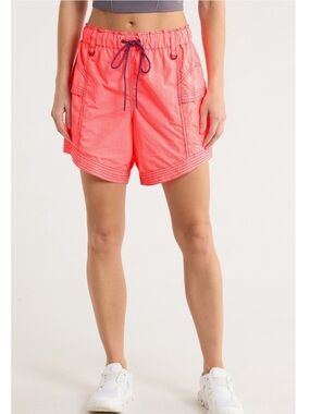 9129. Free People In The Wild Shorts